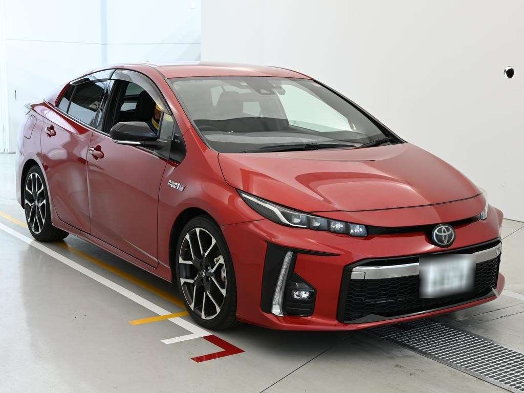TOYOTA PRIUS PHV