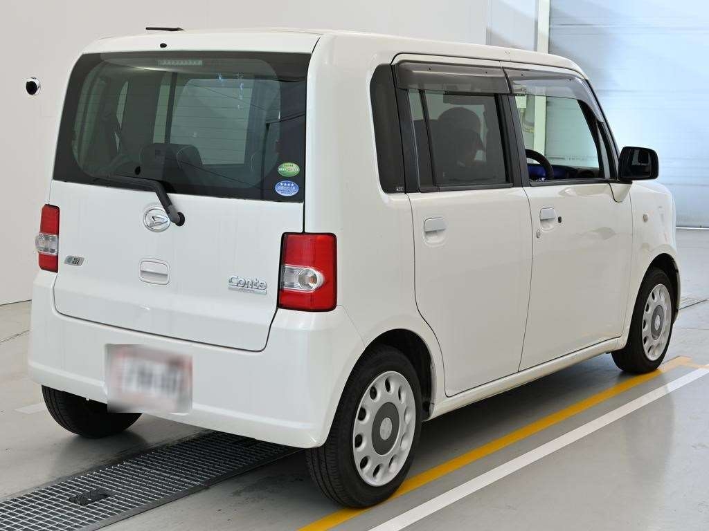 DAIHATSU MOVE CONTE