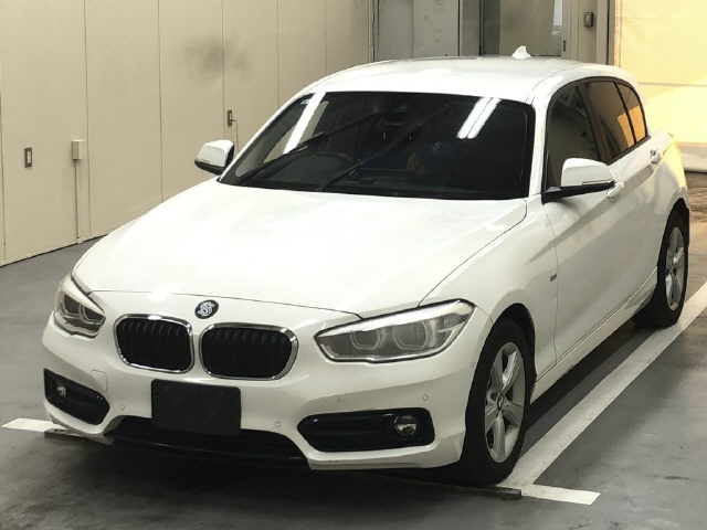 BMW 1-SERIES