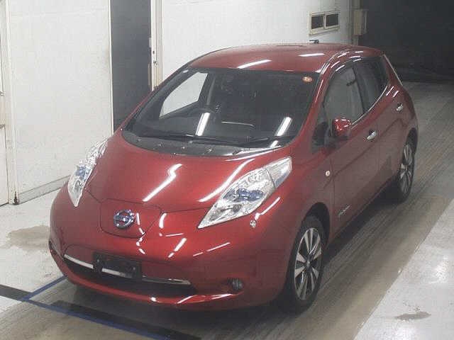 NISSAN LEAF