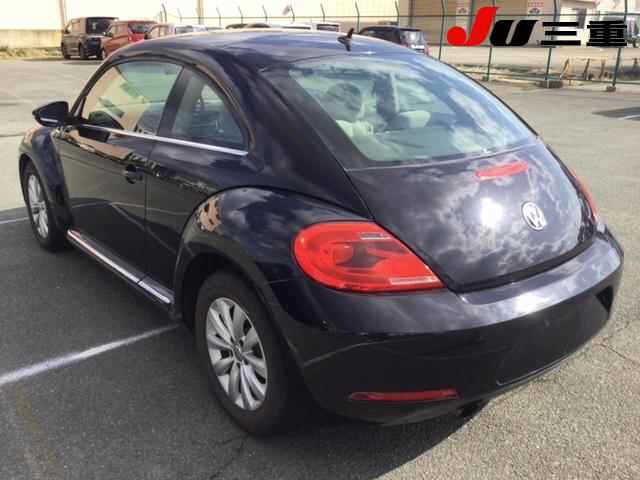 VOLKSWAGEN BEETLE