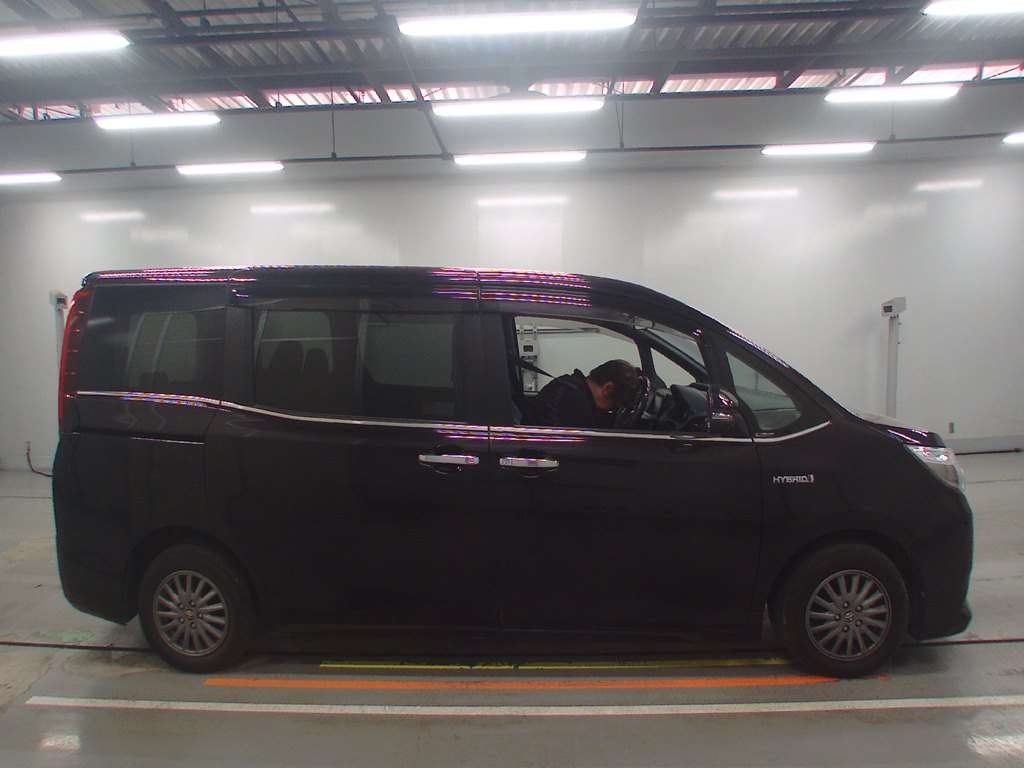 TOYOTA ESQUIRE