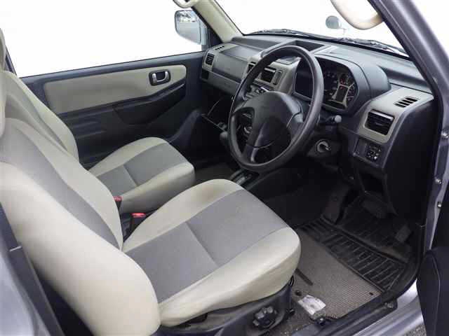 MITSUBISHI PAJERO MINI