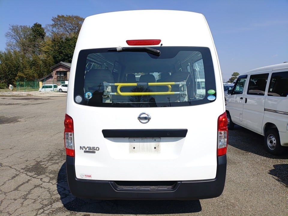 NISSAN NV350 CARAVAN