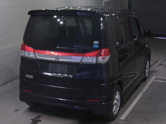 MITSUBISHI DELICA D:2