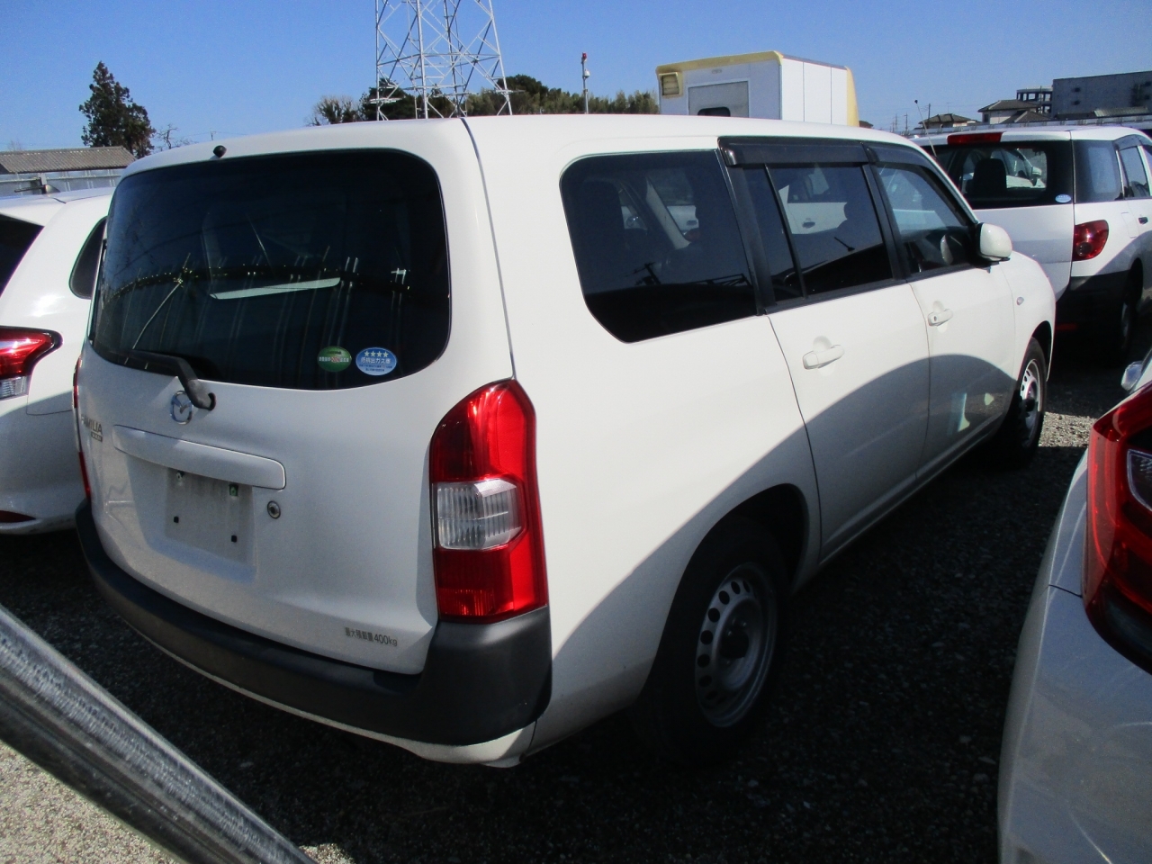 MAZDA FAMILIA