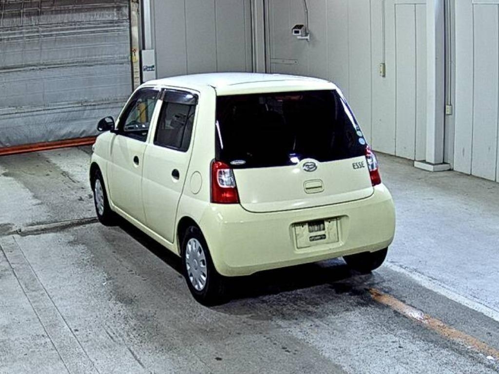 DAIHATSU ESSE