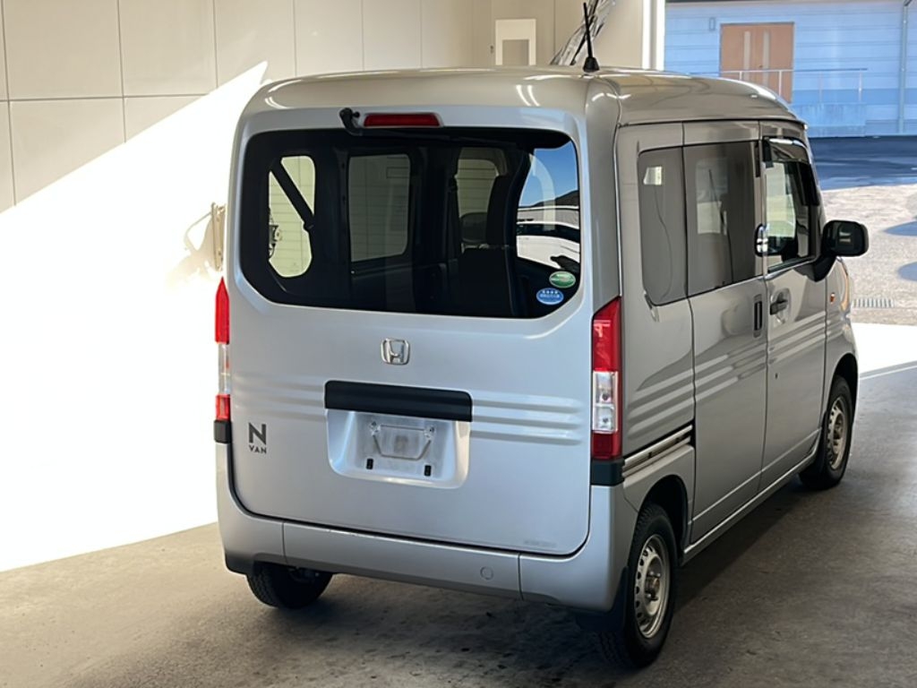 HONDA N-VAN
