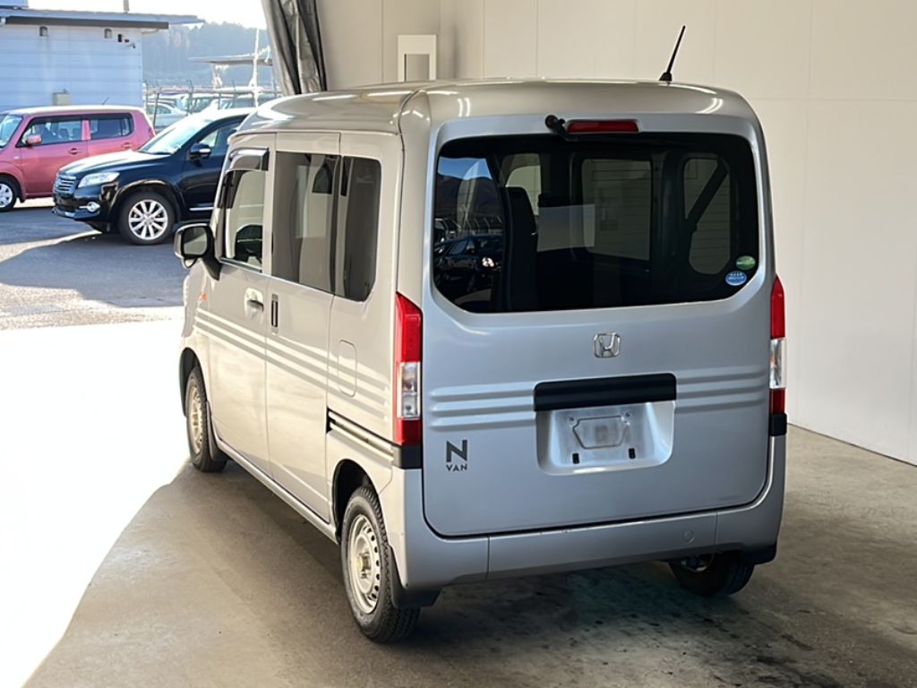 HONDA N-VAN