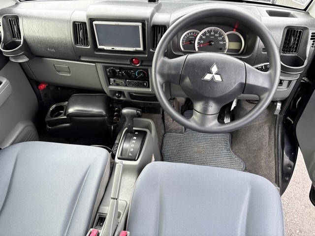 MITSUBISHI MINICAB