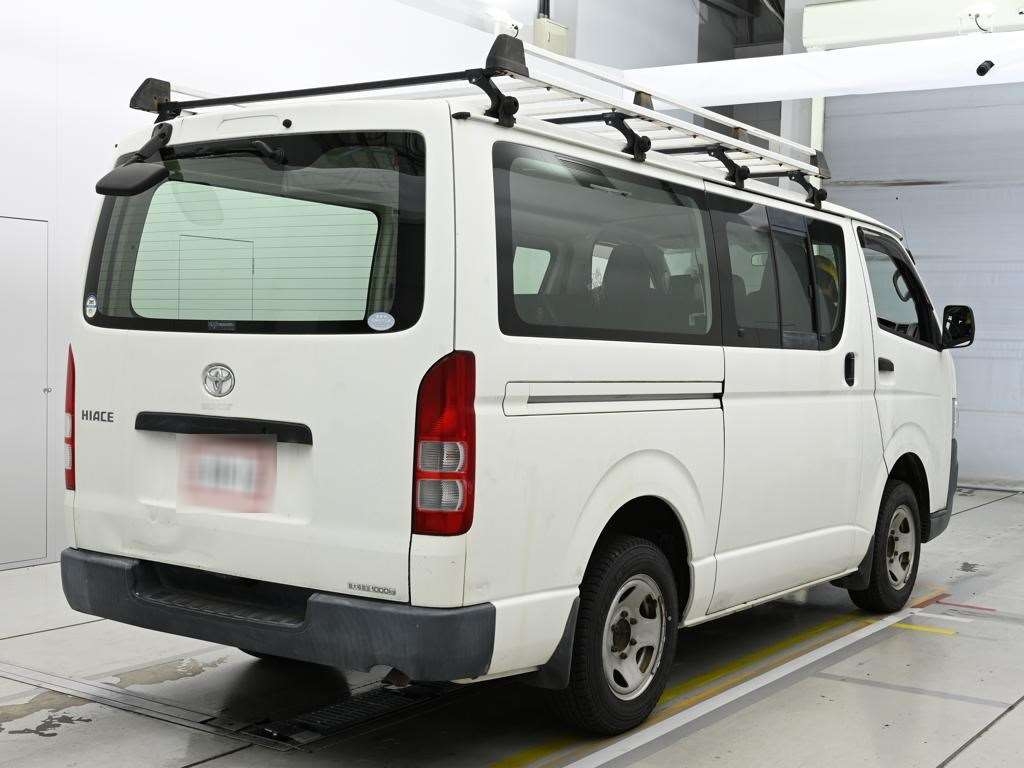 TOYOTA REGIUS ACE