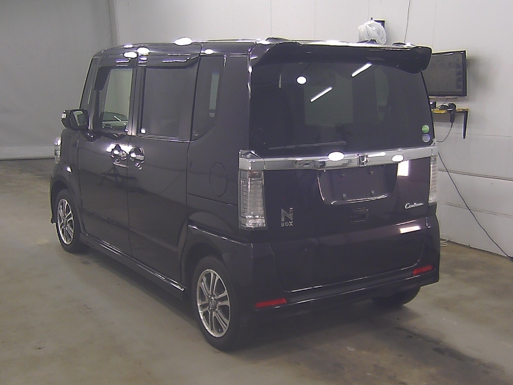 HONDA N-BOX