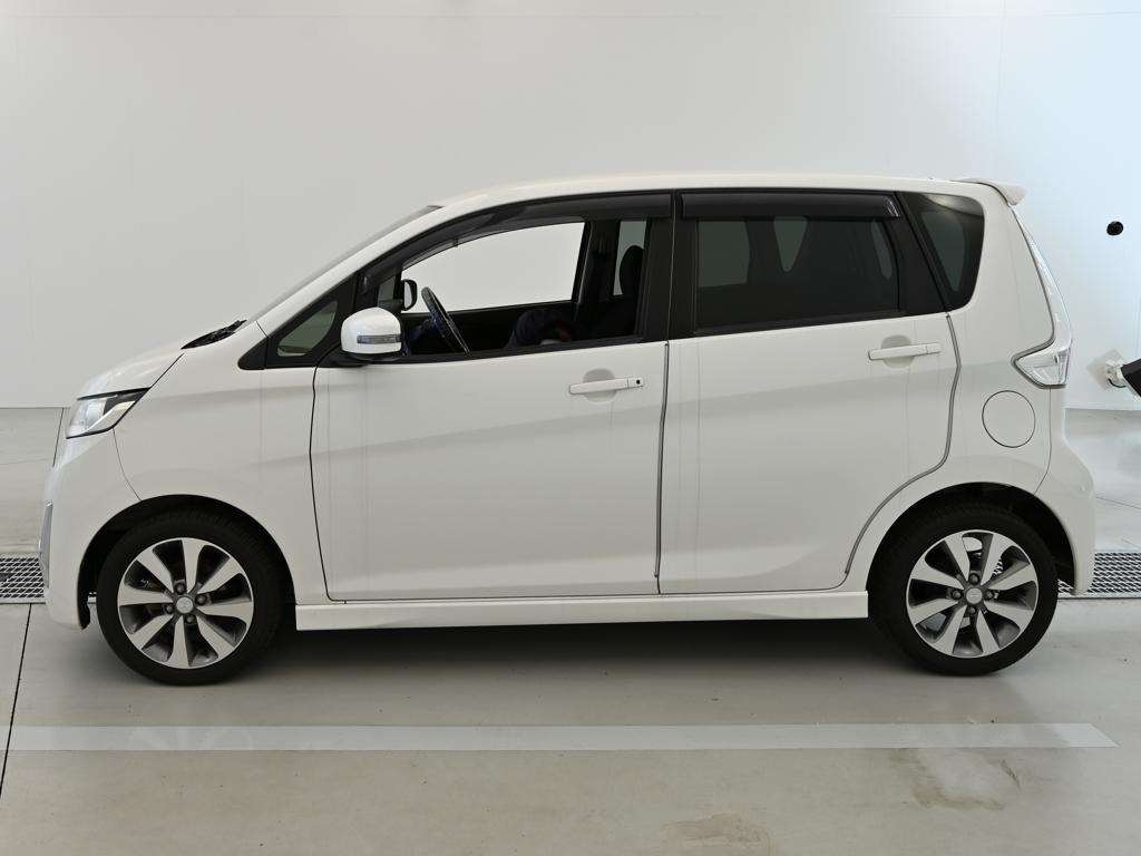 MITSUBISHI EK CUSTOM