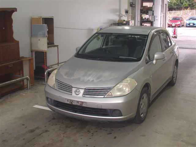 NISSAN TIIDA LATIO