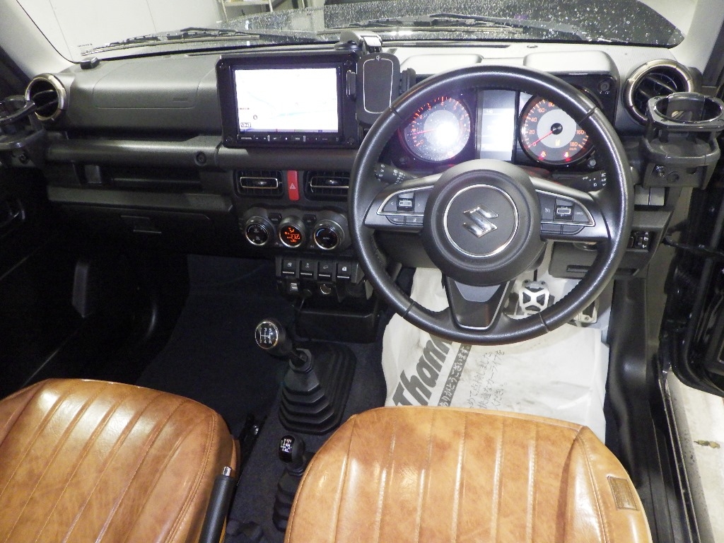SUZUKI JIMNY SIERRA