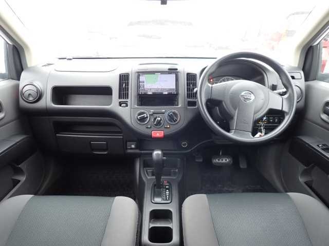 NISSAN AD