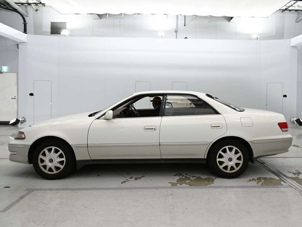 TOYOTA MARK II