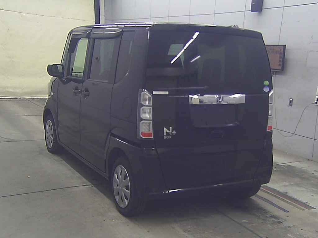 HONDA N-BOX+