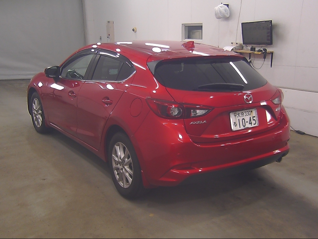 MAZDA AXELA