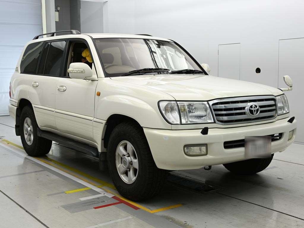 TOYOTA LAND CRUISER