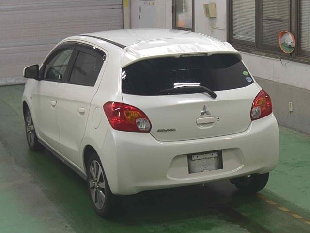 MITSUBISHI MIRAGE