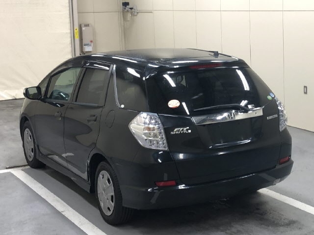 HONDA FIT SHUTTLE