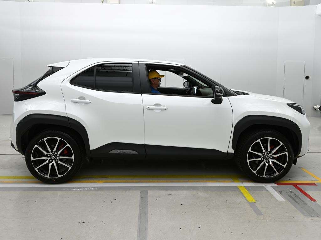 TOYOTA YARIS CROSS