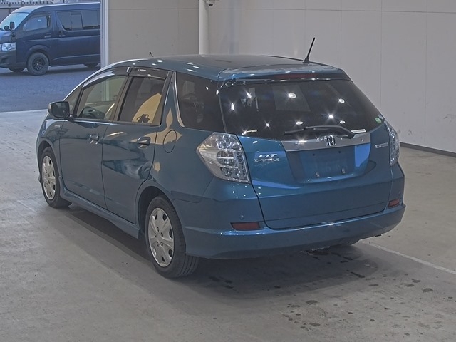 HONDA FIT SHUTTLE