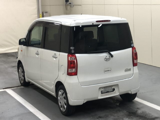 DAIHATSU TANTO EXE