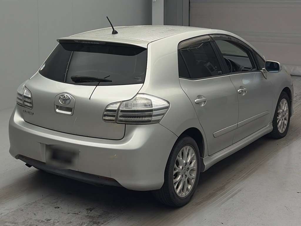 TOYOTA BLADE