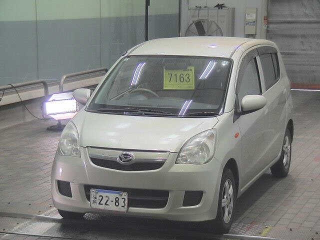 DAIHATSU MIRA