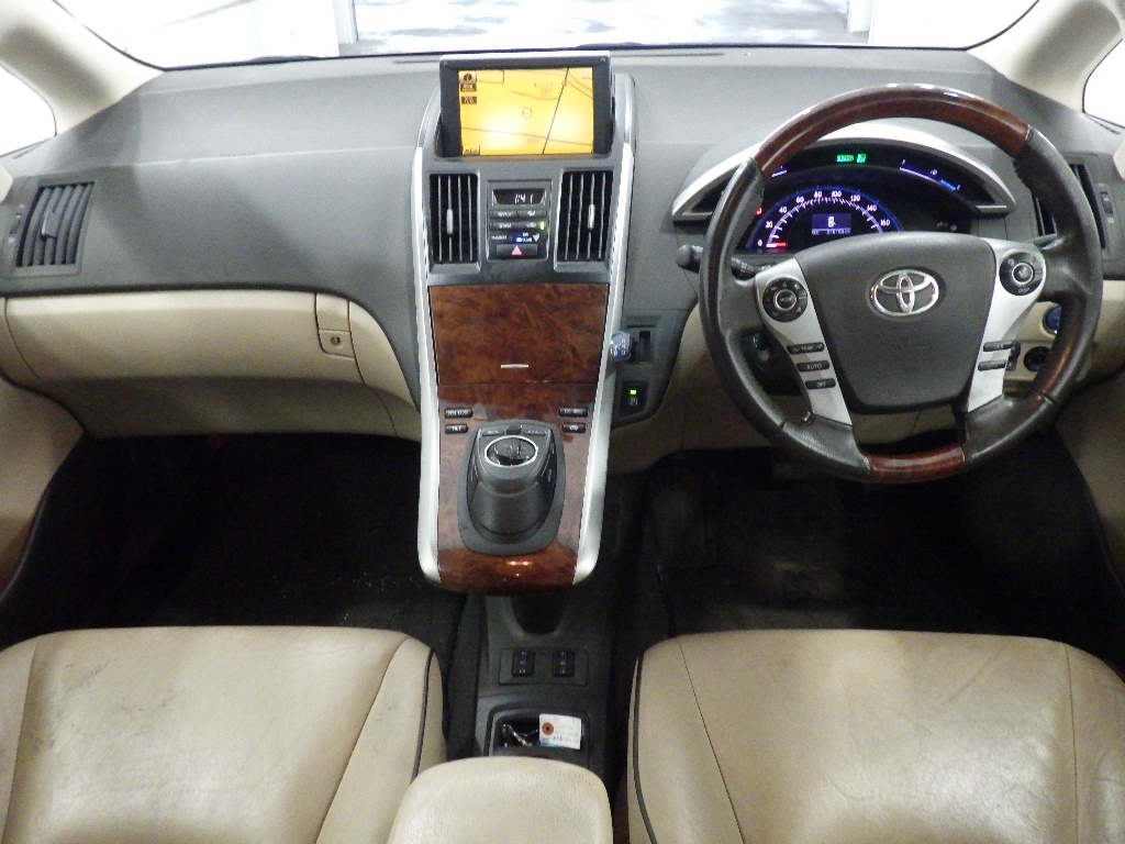 TOYOTA SAI