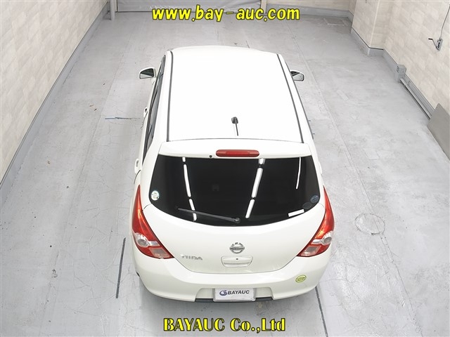 NISSAN TIIDA
