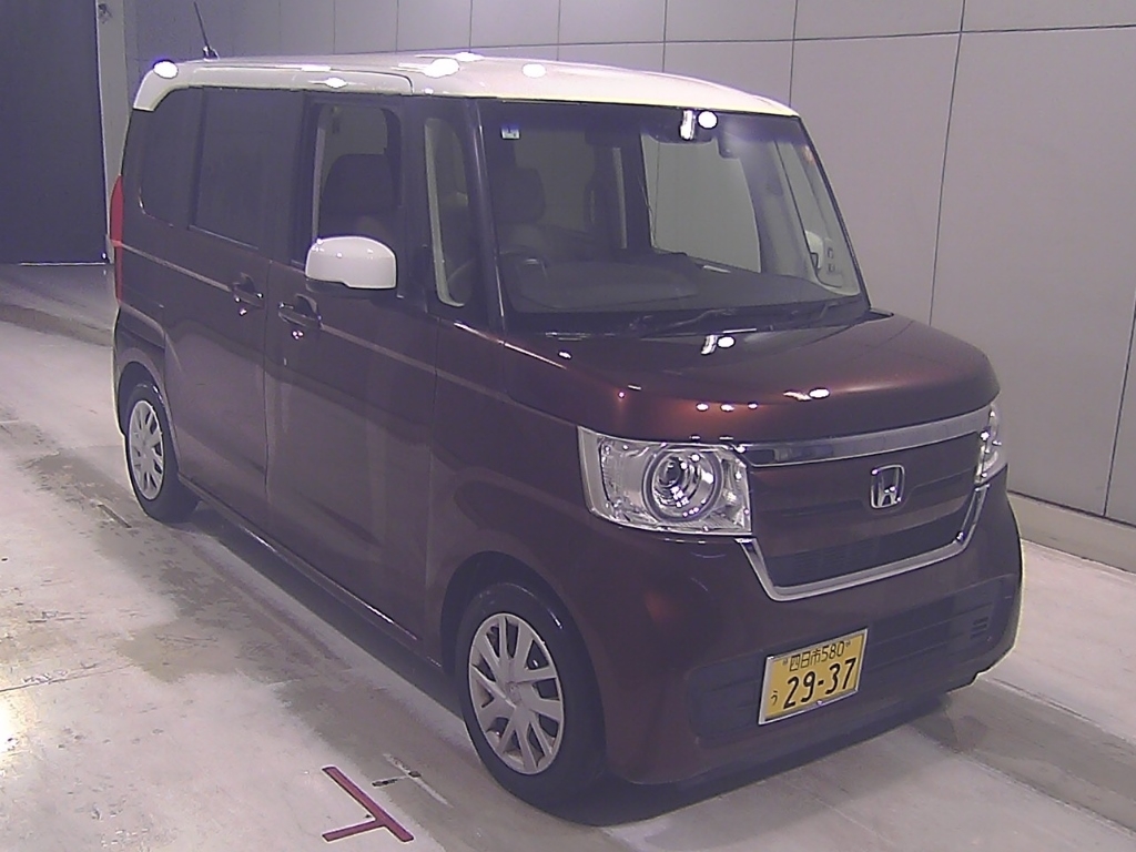 HONDA N-BOX