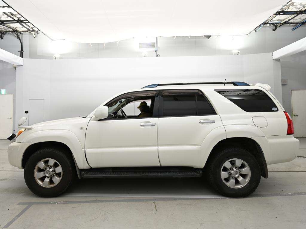 TOYOTA HILUX SURF