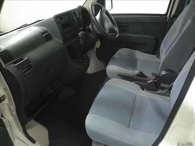 TOYOTA PIXIS VAN