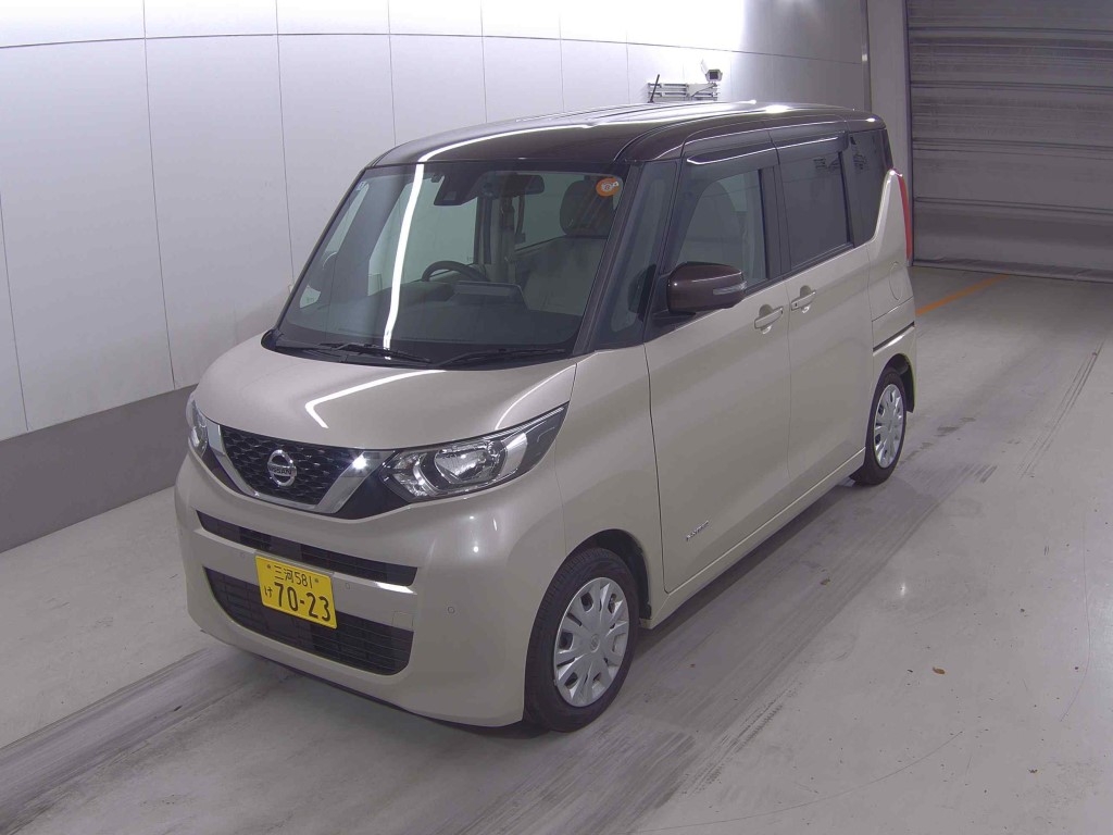 NISSAN ROOX