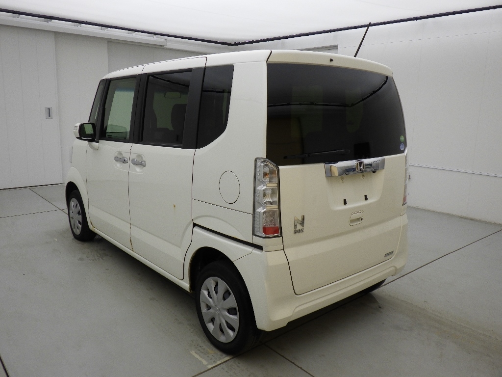 HONDA N-BOX