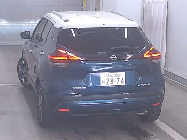 NISSAN KICKS