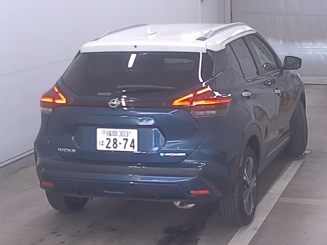 NISSAN KICKS