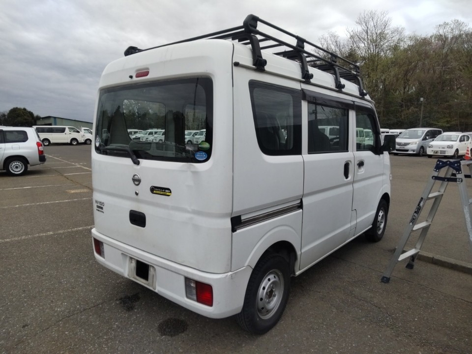 NISSAN NV100 CLIPPER
