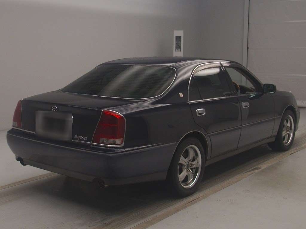 TOYOTA CROWN MAJESTA