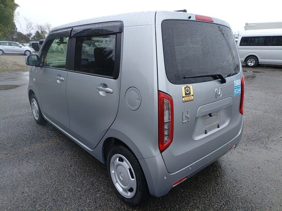 HONDA N-WGN