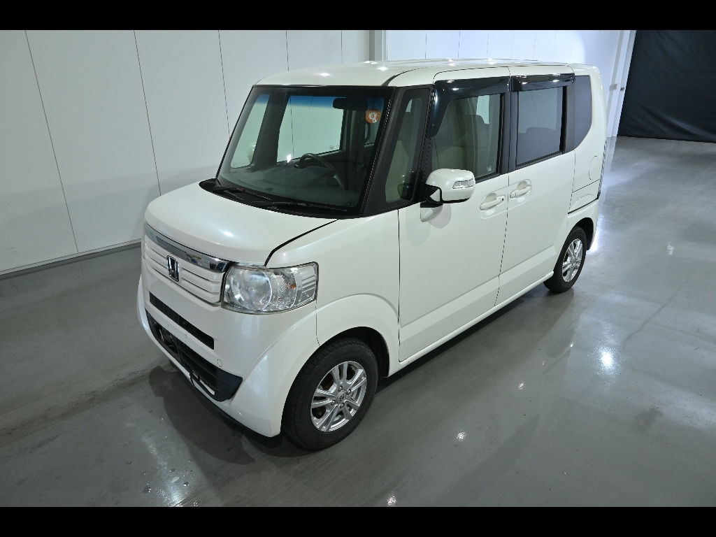HONDA N-BOX