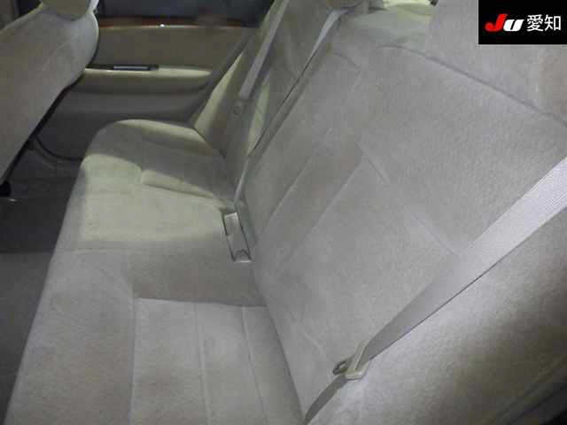 TOYOTA MARK II