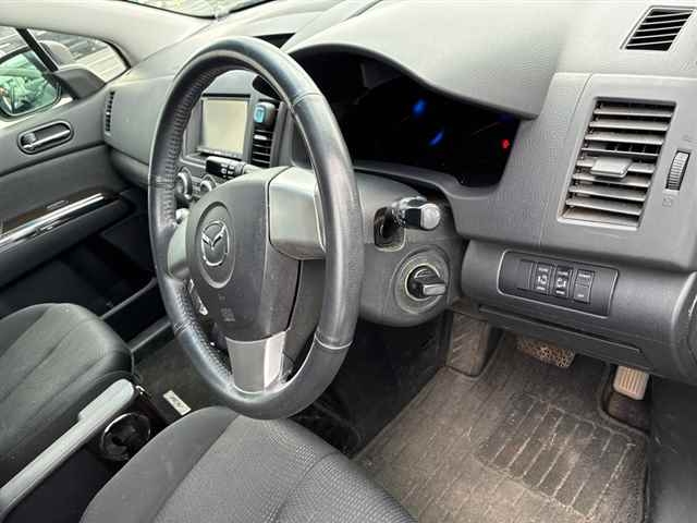 MAZDA MPV