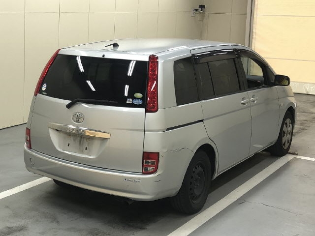 TOYOTA ISIS