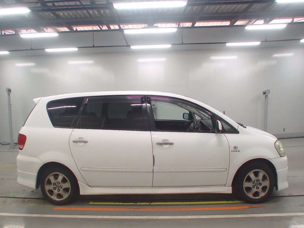 TOYOTA IPSUM