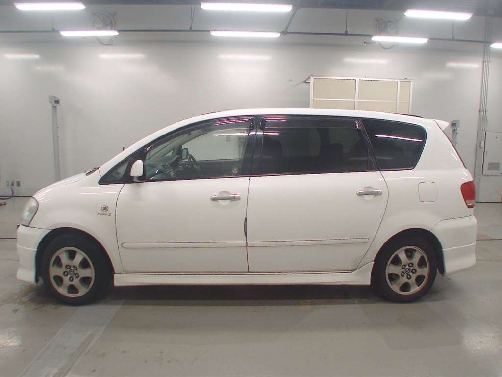 TOYOTA IPSUM
