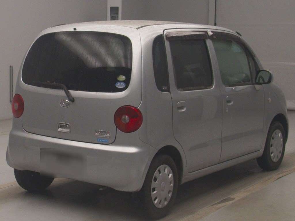 DAIHATSU MOVE LATTE